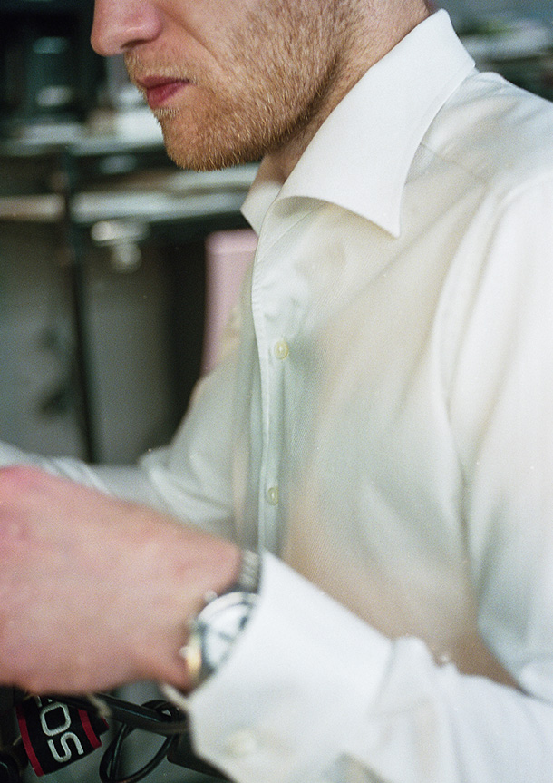 Diamond Dobby(white)シャツの着用3