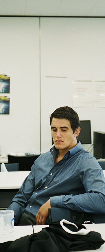 Regular Broad(dark blue)シャツの着用3