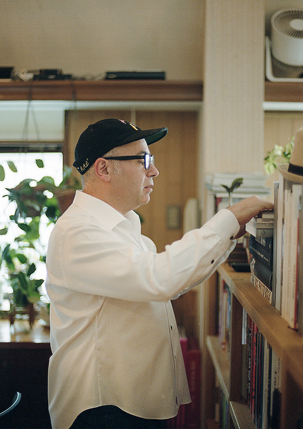 Natural Stretch Twill(white)シャツの着用2