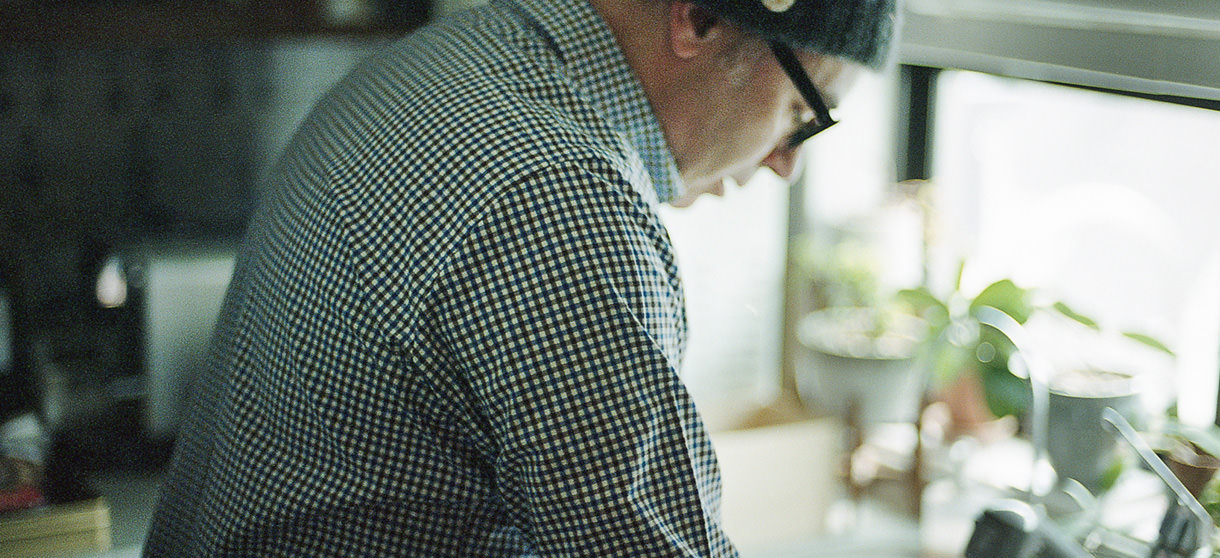 Gingham Check(brown blue white)シャツの着用1