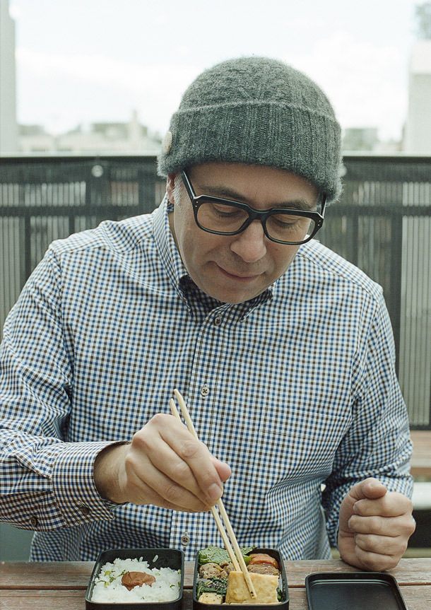 Gingham Check(brown blue white)シャツの着用3